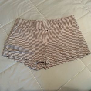 love…ady Tan&White Striped Shorts